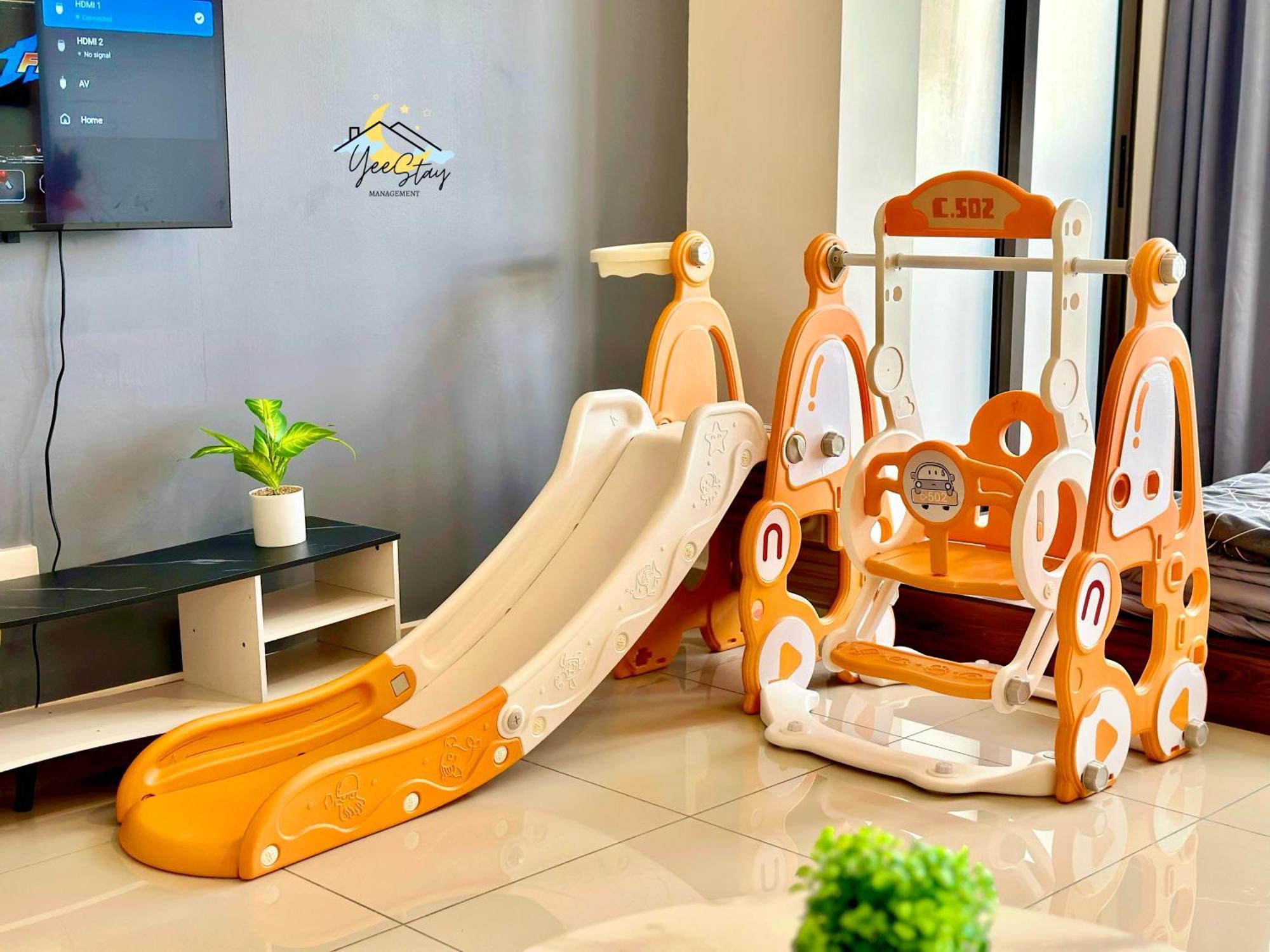 Seaview Poolview Cityview Baliresidence Video Game 5Minjonker Malacca Exterior photo
