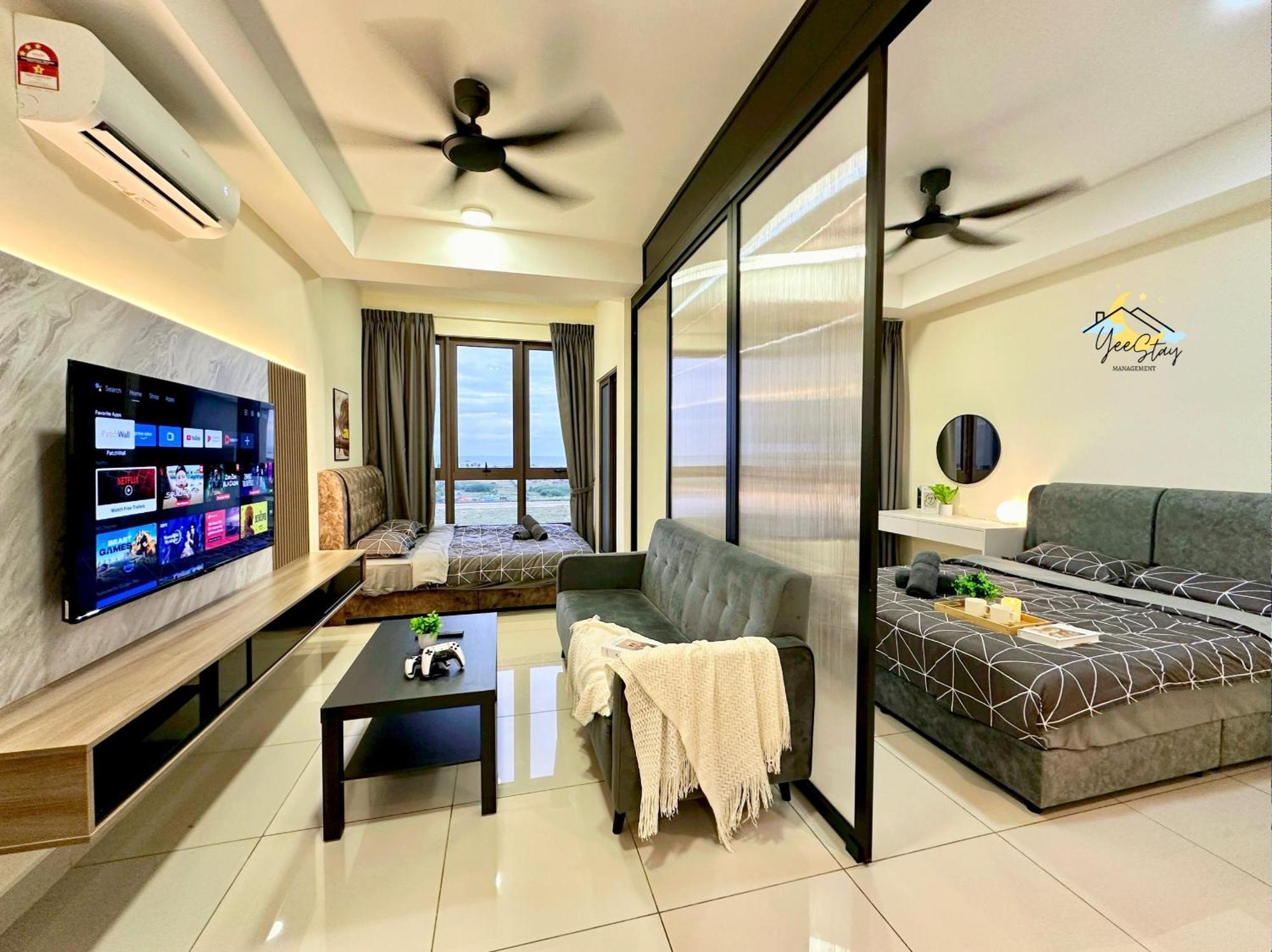 Seaview Poolview Cityview Baliresidence Video Game 5Minjonker Malacca Exterior photo