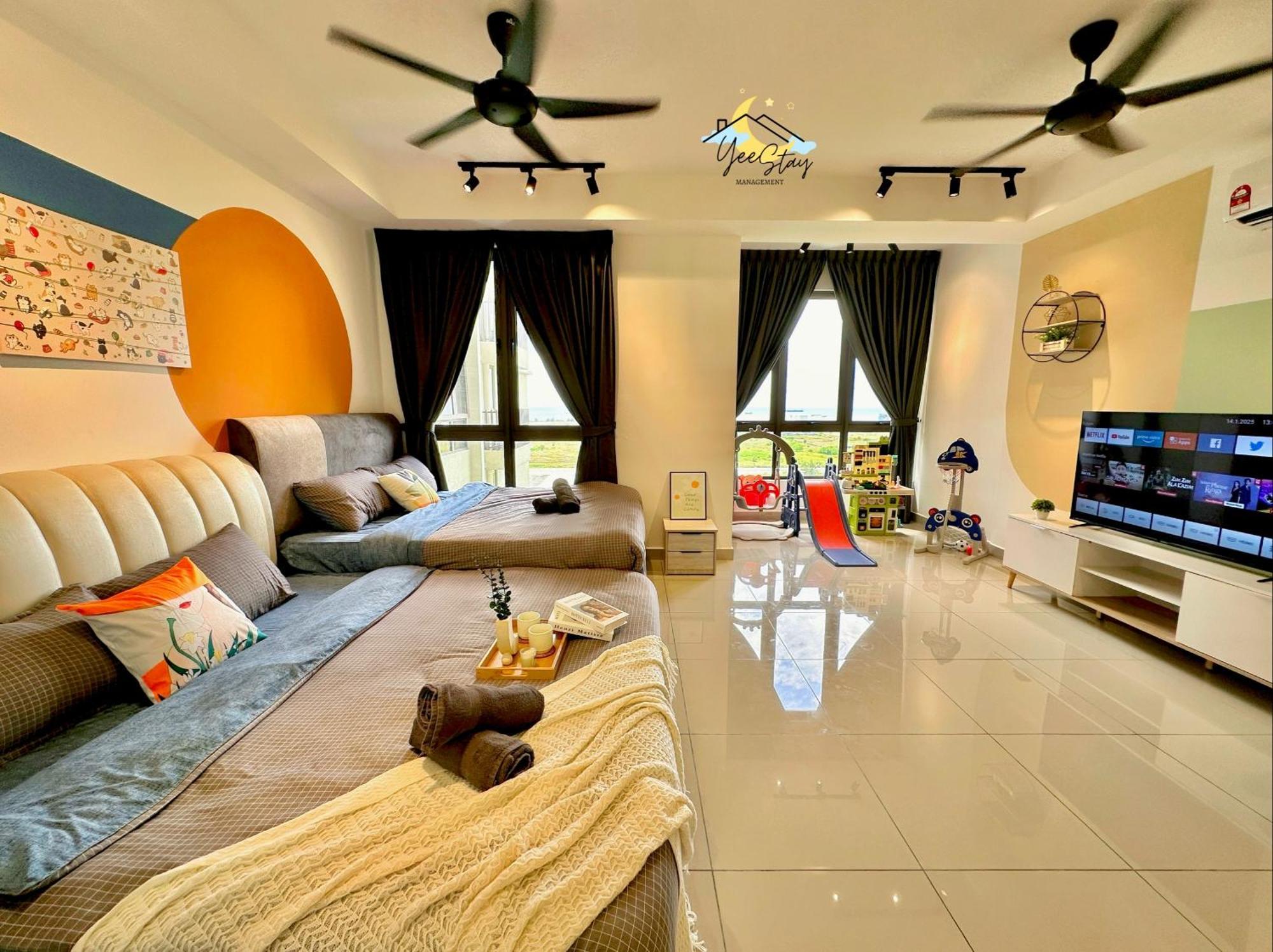 Seaview Poolview Cityview Baliresidence Video Game 5Minjonker Malacca Exterior photo